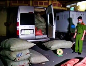 Lạng Sơn Bắt vụ vận chuyển gần 1,5 tấn thuốc bắc chưa rõ nguồn gốc