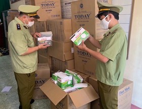 Phú Yên: Bắt giữ lượng lớn khẩu trang, sữa hộp không rõ nguồn gốc