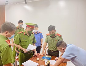 Thanh Hóa: Bắt giam 2 chuyên gia người Trung Quốc buôn lậu